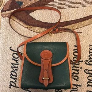 Dooney & Bourke cross body purse